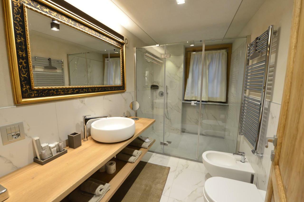 Le Reve Charmant Apartments - Via Sant'Orso,2 Аоста Экстерьер фото