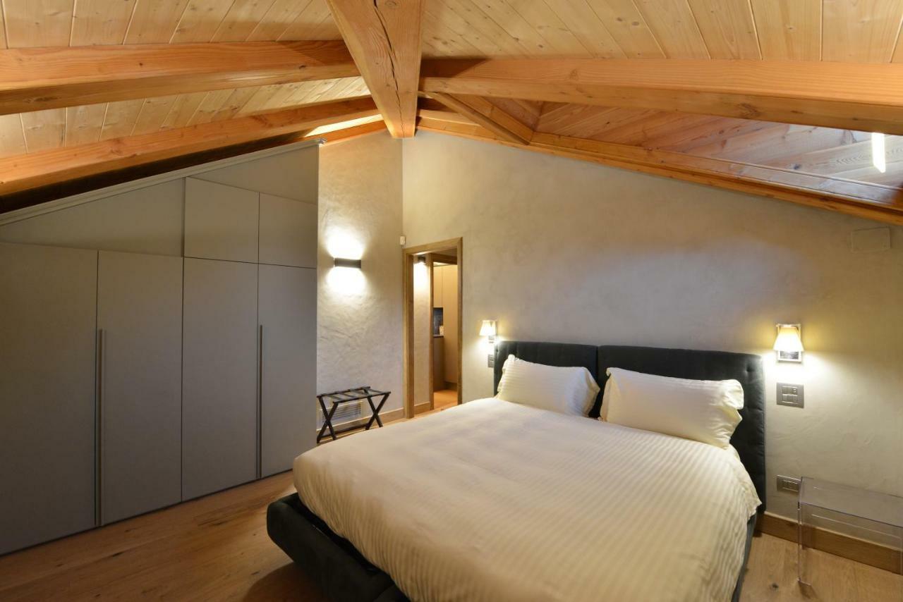 Le Reve Charmant Apartments - Via Sant'Orso,2 Аоста Экстерьер фото