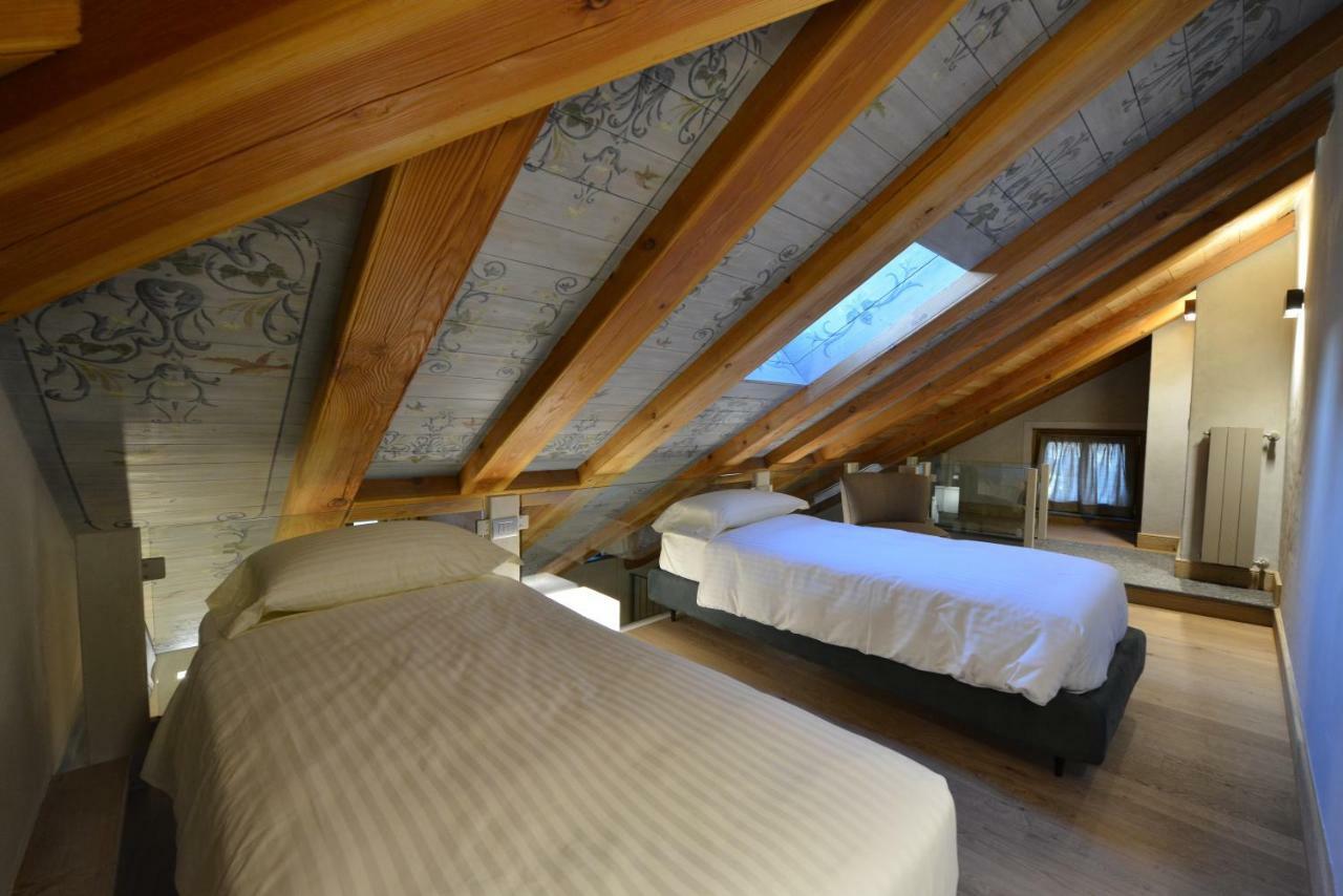 Le Reve Charmant Apartments - Via Sant'Orso,2 Аоста Экстерьер фото